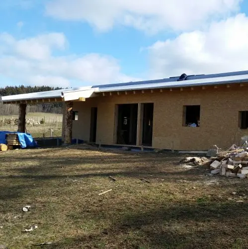 Hotový plášť