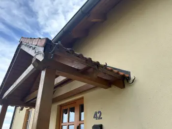 Vchodový přístřešek